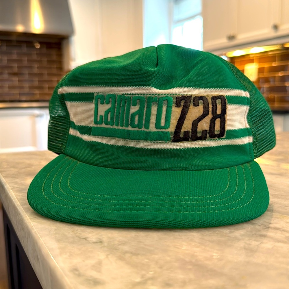 Vintage 80s Camaro Z28 Green White Snapback Hat Original Car, Flat Bill